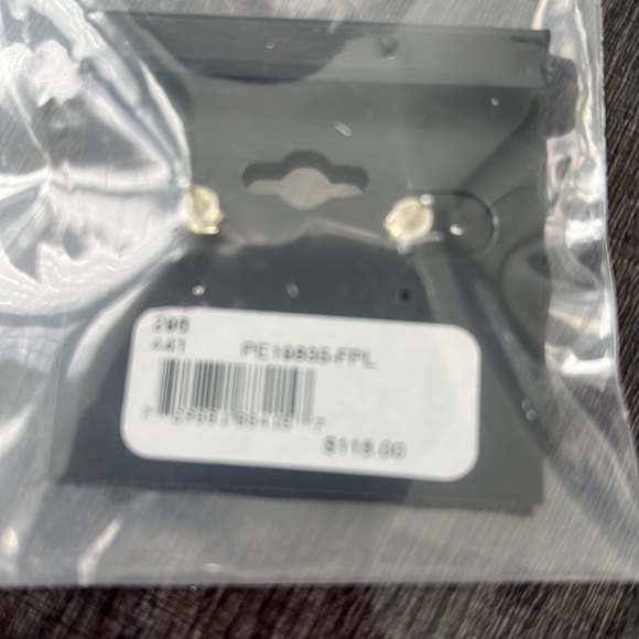 Aqua Pearl cluster earrings. Brand new in bag $116 - Picture 3 of 4